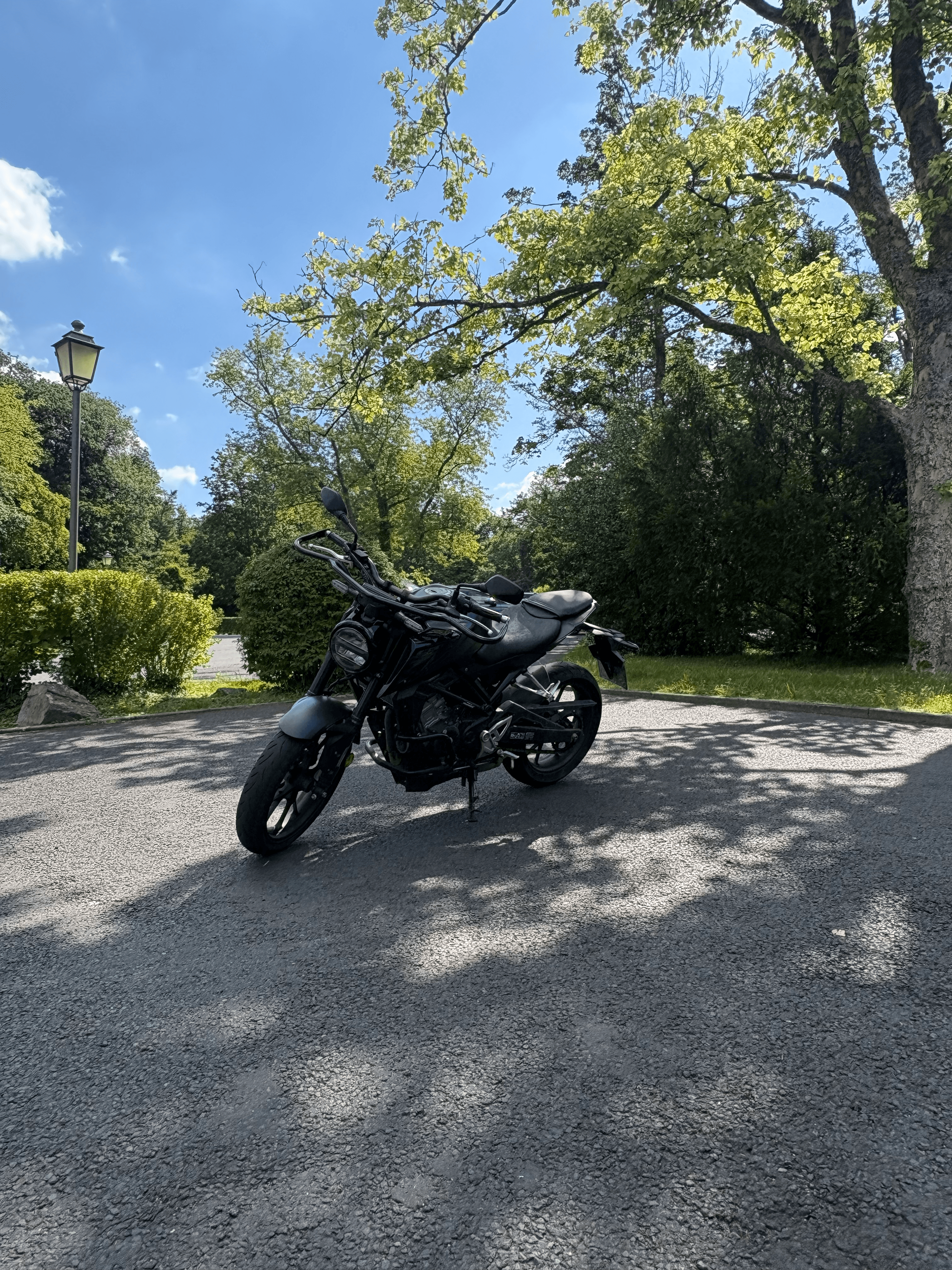 Honda CB 125R